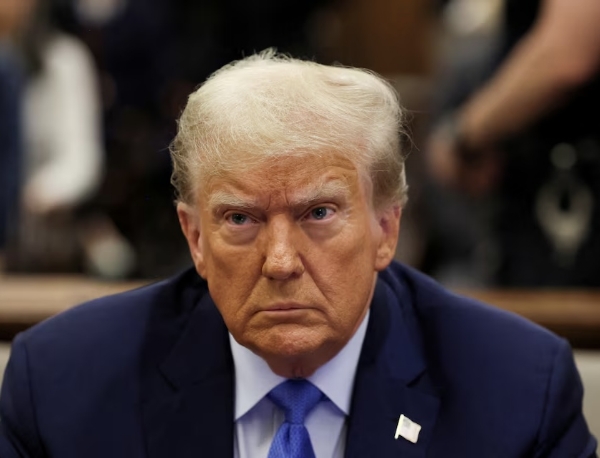 अमेरिका निश्चितच प्रतिहल्ला करेल, ट्रम्प यांचा आयएसआयएसला इशारा अमेरिका निश्चितच प्रतिहल्ला करेल, ट्रम्प यांचा आयएसआयएसला इशारा