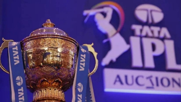 आयपीएल ट्रॉफी संग्रहित फोटो आयपीएल ट्रॉफी संग्रहित फोटो