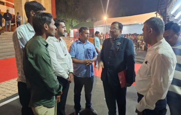 विदर्भातील शेतकऱ्यांना सोलरची जबरदस्ती नको सोलर ऐवजी ऐजीचे विद्युत कनेक्शनची सर्वाधिक मागणी विदर्भातील शेतकऱ्यांना सोलरची जबरदस्ती नको सोलर ऐवजी ऐजीचे विद्युत कनेक्शनची सर्वाधिक मागणी