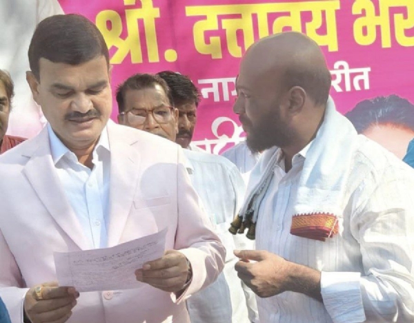 मोर्शी तालुका कृषी अधिकारी कार्यालय मोर्शी शहरात स्थलांतरित करा ! हितेश साबळे यांची कृषी मंत्री दत्तात्रय भरणे यांच्याकडे मागणी ! मोर्शी तालुका कृषी अधिकारी कार्यालय मोर्शी शहरात स्थलांतरित करा ! हितेश साबळे यांची कृषी मंत्री दत्तात्रय भरणे यांच्याकडे मागणी !