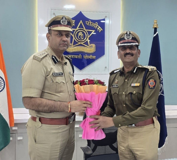 भयमुक्त वातावरणात होणार निवडणूक नवनियुक्त पोलीस आयुक्त राकेश ओला यांनी स्वीकारला पदभार