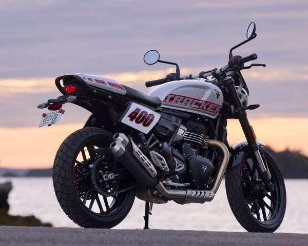 Triumph Tracker 400