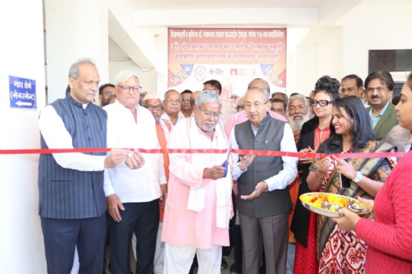 उमेद पंख विश्वासाचे उपक्रमाचा थाटात शुभारंभ जयपुर फुट वाटपाच्या विक्रमी कार्यक्रमात दिव्यांगाची मोठी गर्दी