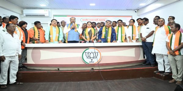 माजी आ. प्रज्ञा सातव, दिलीप माने यांचा समर्थकांसह भाजपात प्रवेश