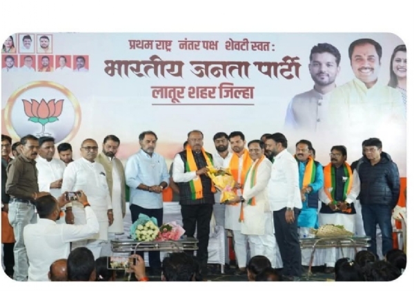 लातूरचा निर्धार: एकजूट, समर्पण आणि लोकसंपर्कातून भाजपचा विजय निश्चित! लातूर महानगरपालिका निवडणुकीसाठी भाजप सज्ज लातूरचा निर्धार: एकजूट, समर्पण आणि लोकसंपर्कातून भाजपचा विजय निश्चित! लातूर महानगरपालिका निवडणुकीसाठी भाजप सज्ज