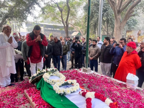 राम सुतार अंत्यसंस्कार राम सुतार अंत्यसंस्कार