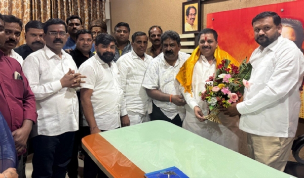 मनपा निवडणुकीवर प्राथमिक चर्चा पूर्ण मनसे नेते राजू उंबरकर यांची शिवसेना कार्यालयाला भेट