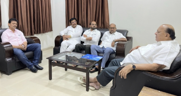 महायुतीच्या प्रमुख नेत्यांची बैठक