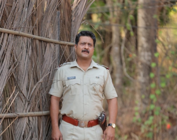 मॅजिक एक दरवळणारं मायाजाल १ जानेवारीला चित्रपटगृहात मॅजिक एक दरवळणारं मायाजाल १ जानेवारीला चित्रपटगृहात