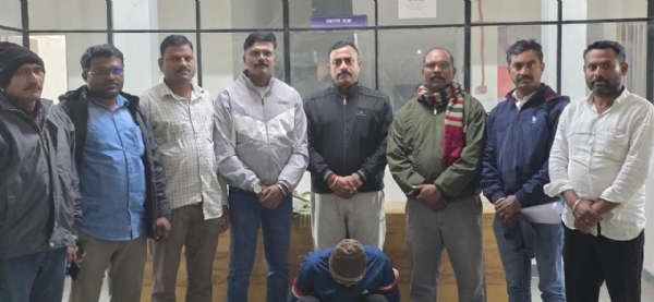 सेलूतील फरार आरोपी पोलिसांच्या ताब्यात; स्थानिक गुन्हा शाखेची कारवाई