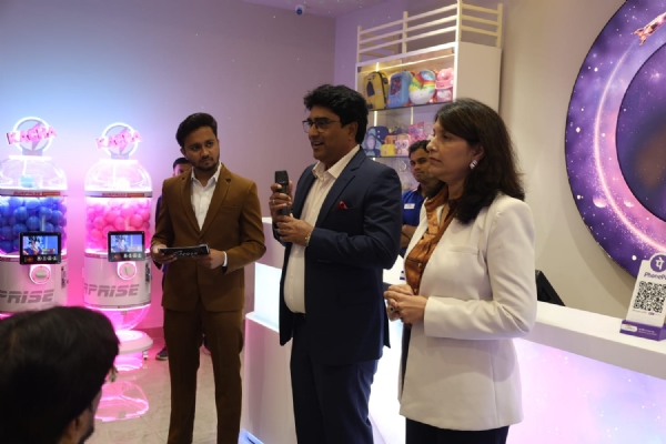 झिंगव्हर्स कल्याण मेट्रो जंक्शन मॉल