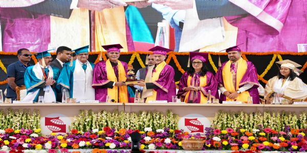 भारताला पुढील टप्प्यावर नेण्याची जबाबदारी युवकांवर : डॉ. जयशंकर