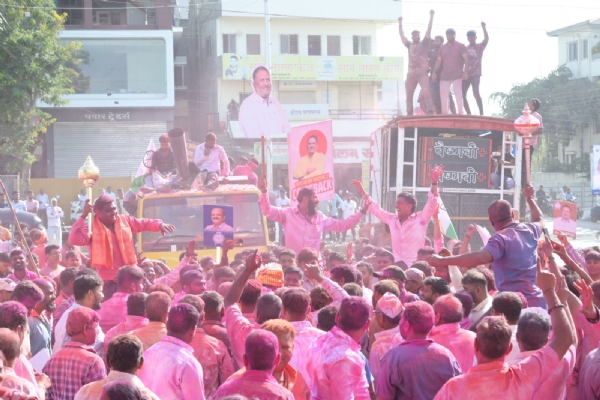 नगरपालिका निवडणुकीमध्ये धक्कादायक निकाल भाजपला आत्मविश्वास तर शिवसेना शिंदे -  राकपाला  मेहनतीचे फळ मिळाले