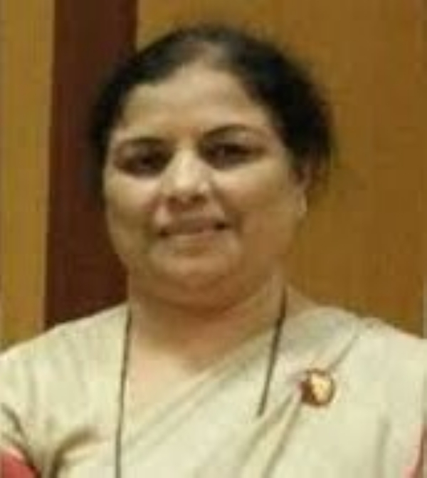 नगराध्यक्ष हुस्नबानू खलिफे