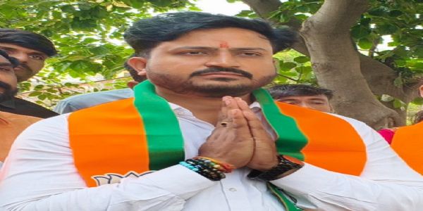 मुर्तिजापूरमध्ये भाजपचा गडही आला आणि सिंहही