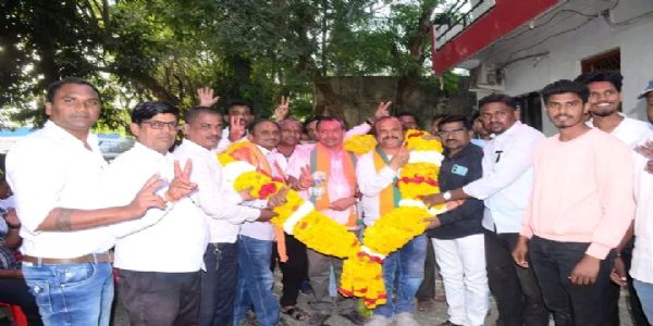 परभणी : जिंतूर नगरपरिषदेत फुलले कमळ; प्रताप देशमुख नगराध्यक्षपदी