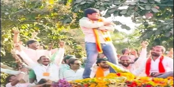 पाथरीत बाबाजानी दुर्राणींचे सुपुत्र अध्यक्षपदाच्या निवडणूकीत पराभूत, सदस्य पदात दुर्राणी गटास बहुमत