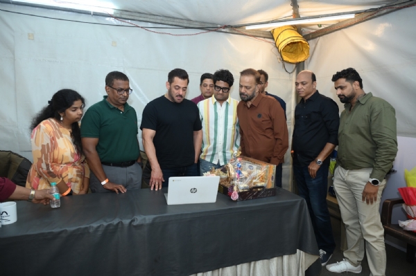 सुप्रसिद्ध अभिनेता सलमान खानच्या हस्ते मॅजिक चित्रपटाचा ट्रेलर लाँच