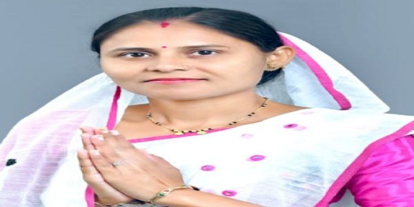 चांदुर रेल्वेत बंडखोर उमेदवारांचा मोठा विजय, तिकिट काँग्रेसने कापलं, पण जनतेने शिक्का मारला