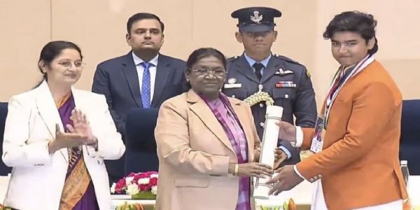 वैभव सूर्यवंशीला राष्ट्रपती द्रौपदी मुर्मू यांच्याकडून ‘पंतप्रधान राष्ट्रीय बाल पुरस्कार’ प्रदान