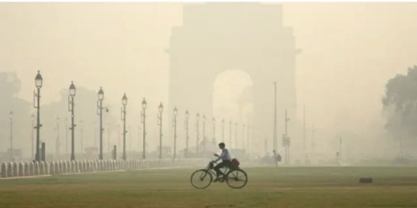 दिल्ली-एनसीआरमध्ये एक्यूआय पुन्हा गंभीर श्रेणीत