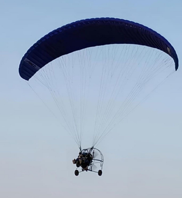 हनुमान गढी परिसरात पॅरामोटरींगची ट्रायलला सुरुवात; ५ जानेवारीपासून नियमित उड्डाणे