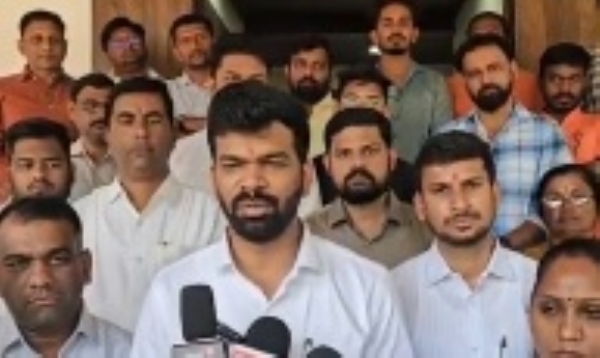 जीवे मारण्याच्या धमकीनंतर संकेत भासेंची कर्जत पोलीस ठाण्यात तक्रार; कठोर कारवाईची मागणी