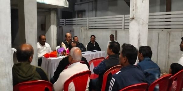 अकोला - आ. सावरकर यांनी साधला मतदारांशी संवाद