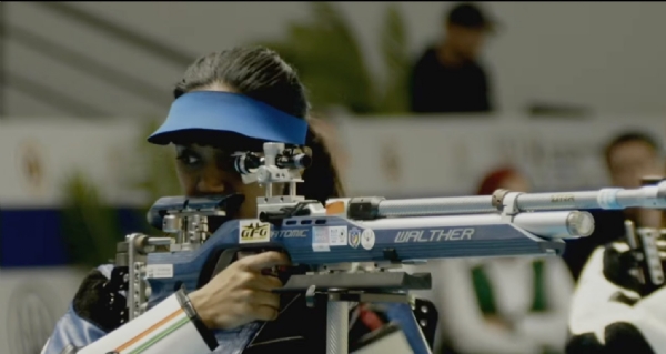 नेमबाजीत सुरुचीची उत्तुंग भरारी तर  सम्राट नवा एअर पिस्तूल किंग