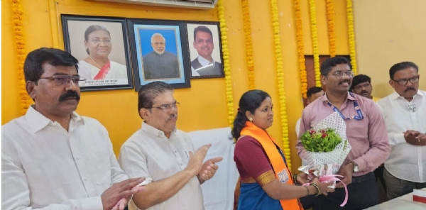 गुहागरच्या नगराध्यक्ष नीता मालप यांनी पदभार स्वीकारला