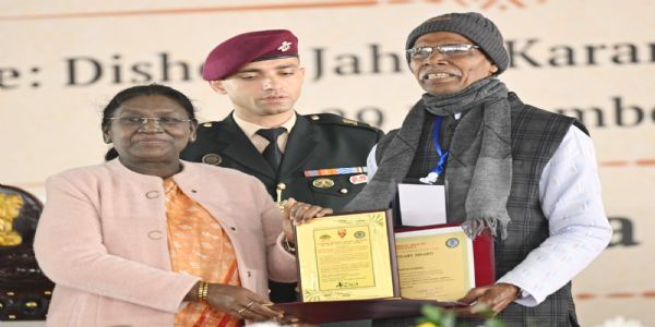 भाषा आणि साहित्य समुदायांना एकत्र बांधतात - राष्ट्रपती