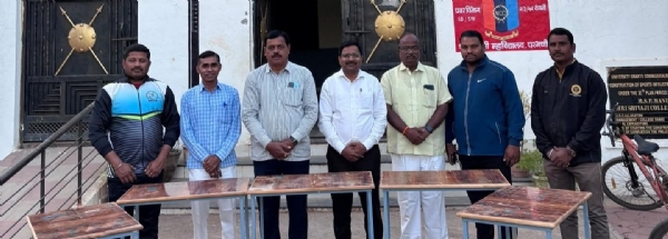 विविध महाविद्यालयाच्या मैदानासाठी 35 हजाराचे साहित्य भेट विविध महाविद्यालयाच्या मैदानासाठी 35 हजाराचे साहित्य भेट