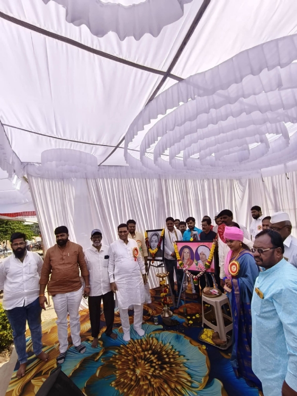 आरपीआयचे तालुकाध्यक्ष अशोक साळवे, नियामत बेग