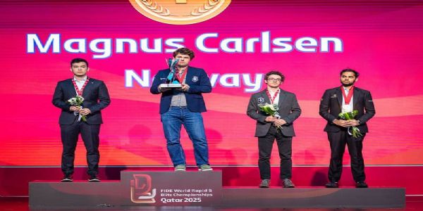 अर्जुन एरिगाईसीला FIDE वर्ल्ड ब्लिट्झ बुद्धिबळ स्पर्धेत कांस्यपदक , पंतप्रधानांकडून अभिनंदन