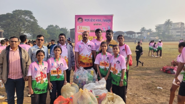 सावर्डे विद्यालयाच्या धावपटूंची प्लास्टिकमुक्ती सावर्डे विद्यालयाच्या धावपटूंची प्लास्टिकमुक्ती