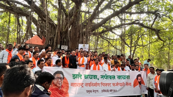 वृक्षतोडीविरोधात महाराष्ट्र नवनिर्माण चित्रपट कर्मचारी सेनेचे तपोवनात आंदोलन वृक्षतोडीविरोधात महाराष्ट्र नवनिर्माण चित्रपट कर्मचारी सेनेचे तपोवनात आंदोलन