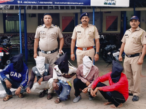 अज्ञात प्रेताची ओळख पटली; सूडातून खून — पालघर स्थानिक गुन्हे शाखेची चमकदार कामगिरी अज्ञात प्रेताची ओळख पटली; सूडातून खून — पालघर स्थानिक गुन्हे शाखेची चमकदार कामगिरी