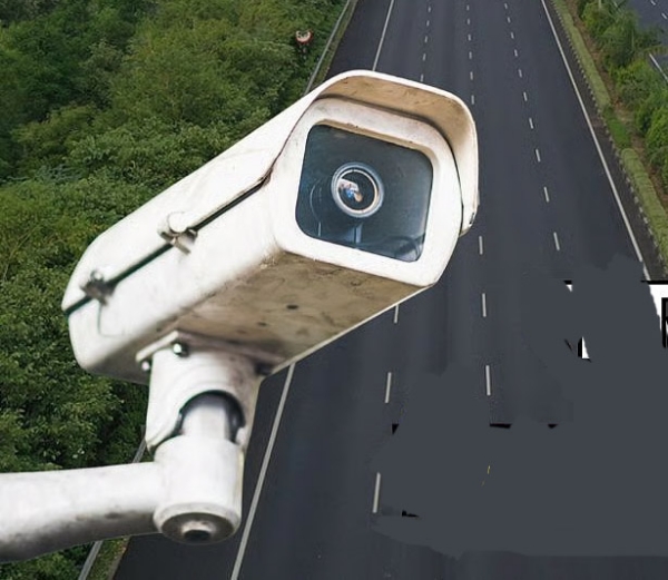 महामार्गावरील कॅमेरे बंद; लाखोंचा खर्च पाण्यात!  तांत्रिक दुरुस्त्यांकडे होतेय कंत्राटदाराचे दुर्लक्ष