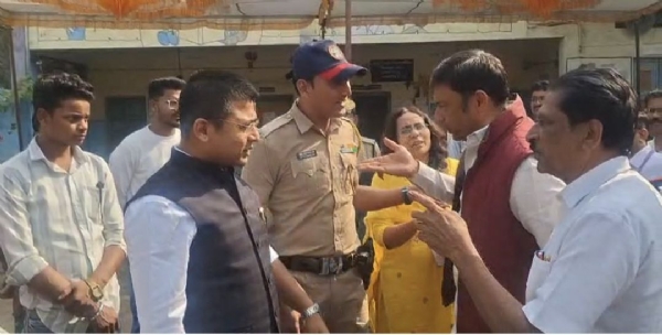 शासकीय कामात अडथळा  विश्वकर्मा यांच्याविरुध्द गुन्हा दाखल