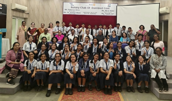 ७०० विद्यार्थ्यांच्या उत्साही उपस्थितीत मृदा दिन साजरा ७०० विद्यार्थ्यांच्या उत्साही उपस्थितीत मृदा दिन साजरा