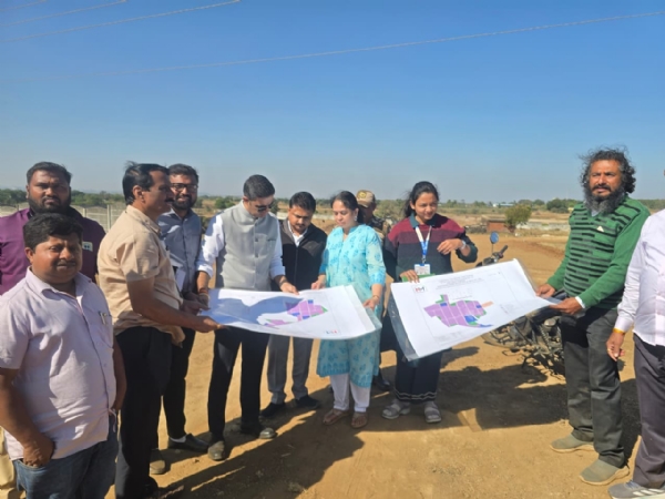 नाशिकच्या औद्योगिक विकासाला मिळणार चालना - जलज शर्मा नाशिक महानगर प्रदेश विकास प्राधिकरणाच्या नाशिकच्या औद्योगिक विकासाला मिळणार चालना - जलज शर्मा नाशिक महानगर प्रदेश विकास प्राधिकरणाच्या