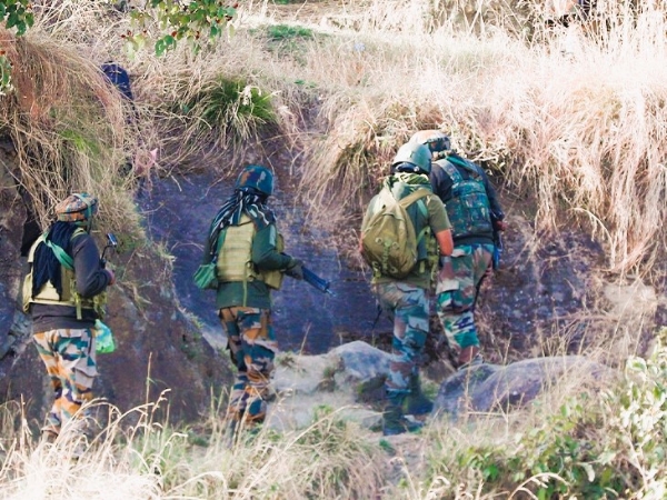 कठुआ येथील चकमकीचे छायाचित्र