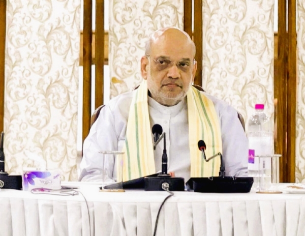 सिंधू जल करार स्थगितीवर अमित शाह बैठकीला संबोधित करताना सिंधू जल करार स्थगितीवर अमित शाह बैठकीला संबोधित करताना