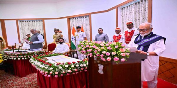 मंत्रीपदाची शपथ घेतलेले छगन भुजबळ यांचा अल्प परिचय