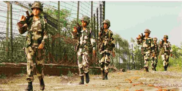 बीएसएफच्या रणरागिणींनी उडवली पाकिस्तानची भंबेरी