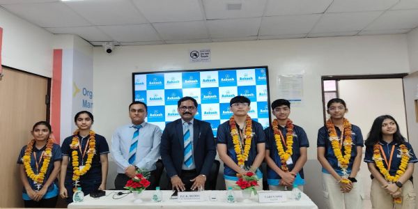 डॉ. होमी भाभा बालवैज्ञानिक स्पर्धेत अकोल्यातील ४ विद्यार्थ्यांच्या यशाचा गौरव