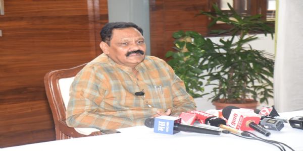 राज्यात शासकीय आदिवासी आश्रमशाळांमध्ये १६ जून रोजी 