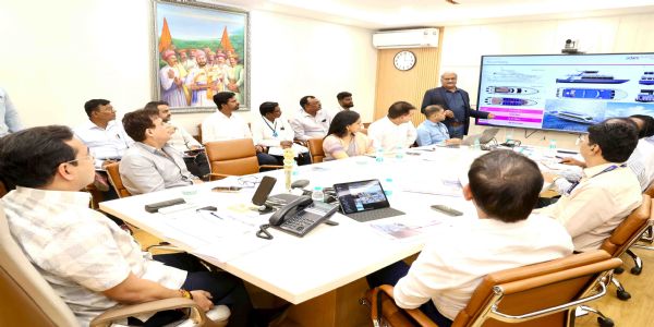 वॉटर टॅक्सी सुरू करण्यासाठी बंदर विभागाने नियोजन करावे - नितेश राणे