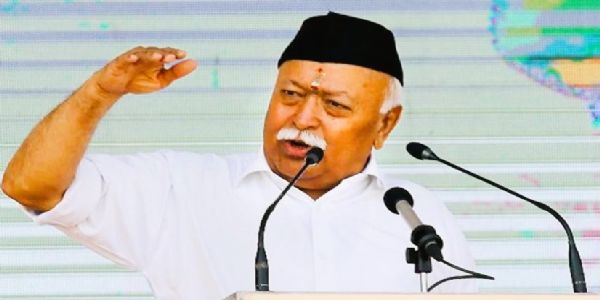 धर्मांतरण हिंसाच, घरवापसीचा स्वीकार व्हावा- सरसंघचालक