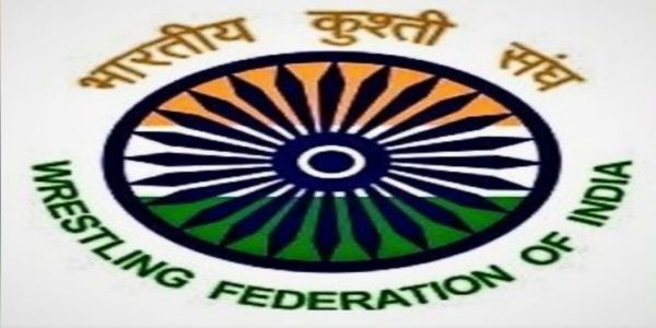डब्ल्यूएफआयची ३० कुस्तीपटूंवर तात्पुरती निलंबनाची कारवाई